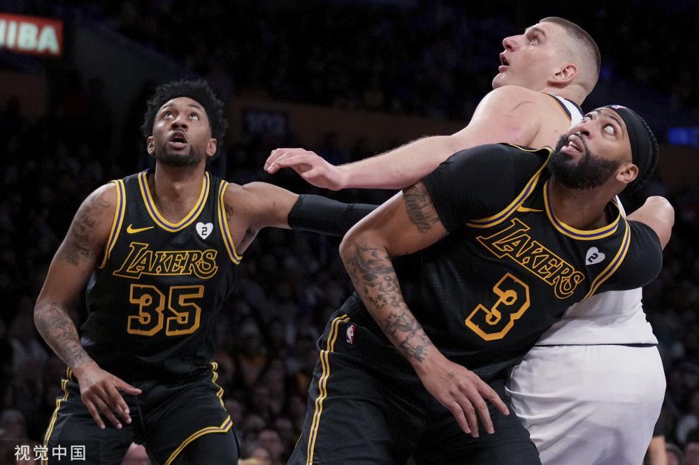 也是现代足 也是现代足