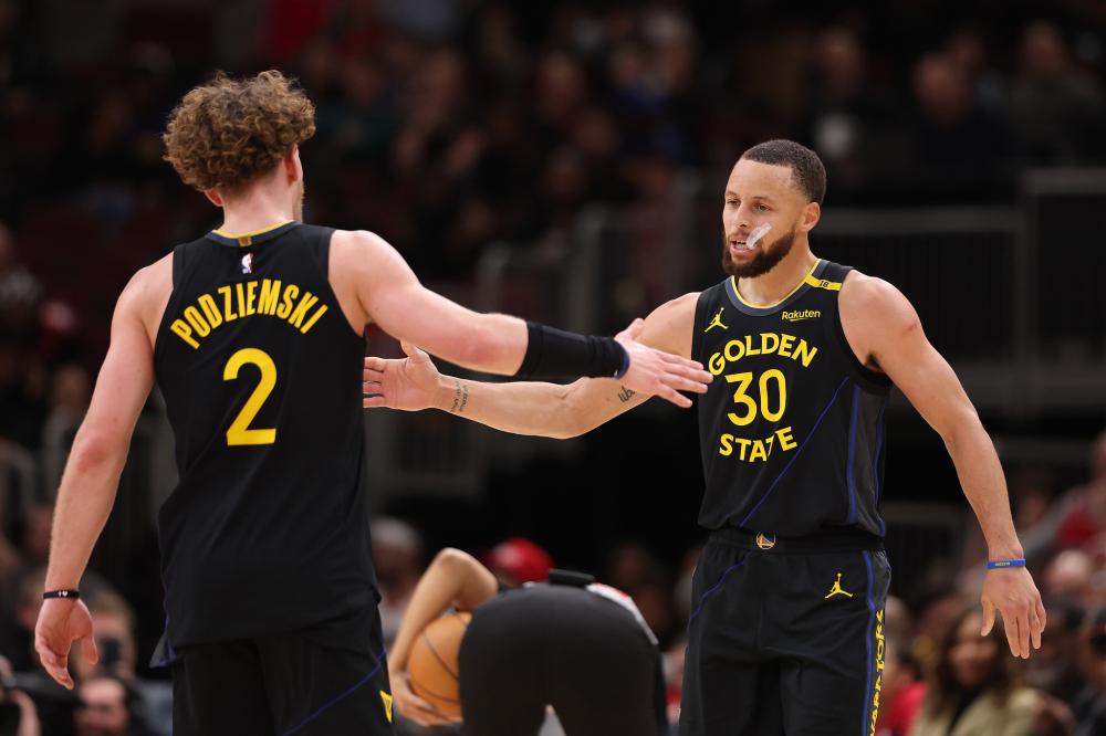 球员共同构 球员共同构