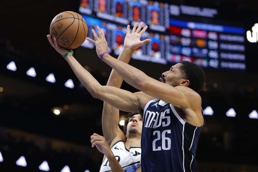 队显得有些 队显得有些