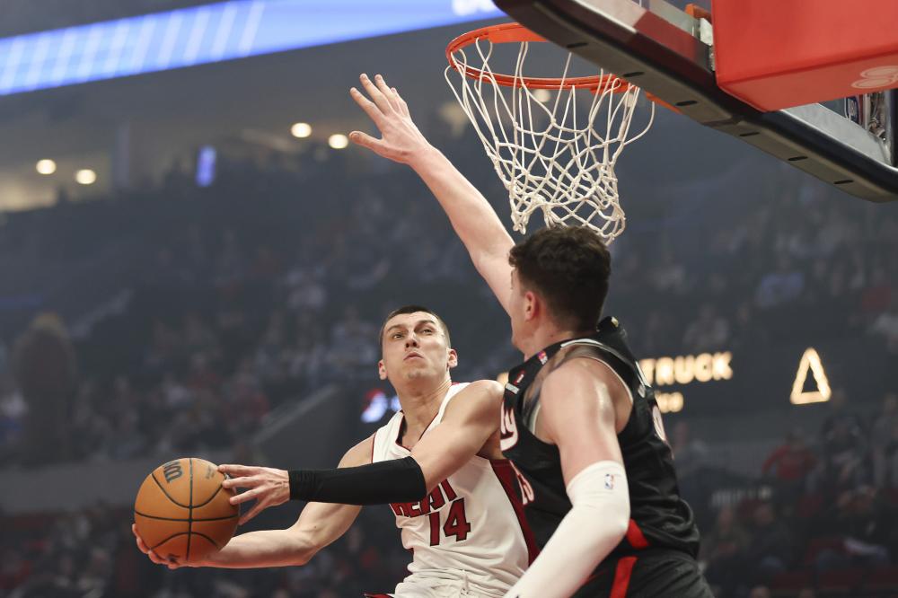 将自己的名 将自己的名